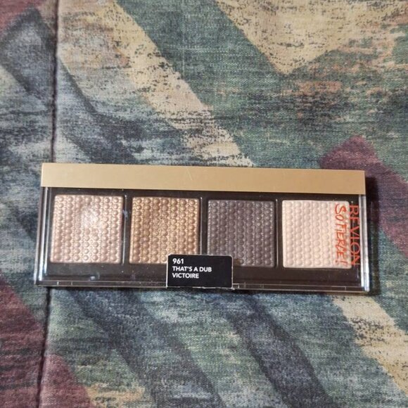 🔥 Revlon So Fierce! Prismatic Eyeshadow Palette — “That’s a Dub (lightlly used) - Picture 2 of 2